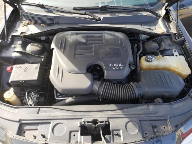 Photo 11 from auction – 2014 CHRYSLER 300C with VIN 2C3CCAEG0EH303724