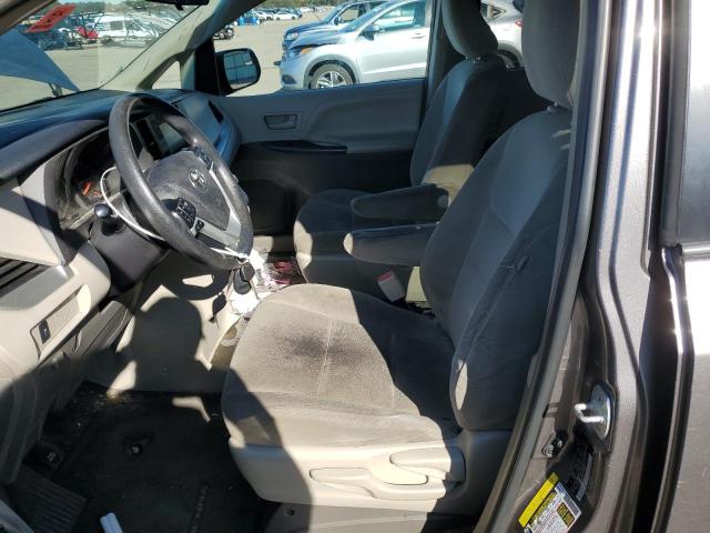 Photo 7 from auction – 2017 TOYOTA SIENNA with VIN 5TDZZ3DC9HS868185