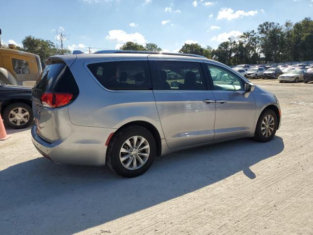 Photo 3 from auction – 2019 CHRYSLER PACIFICA T with VIN 2C4RC1BG9KR624998