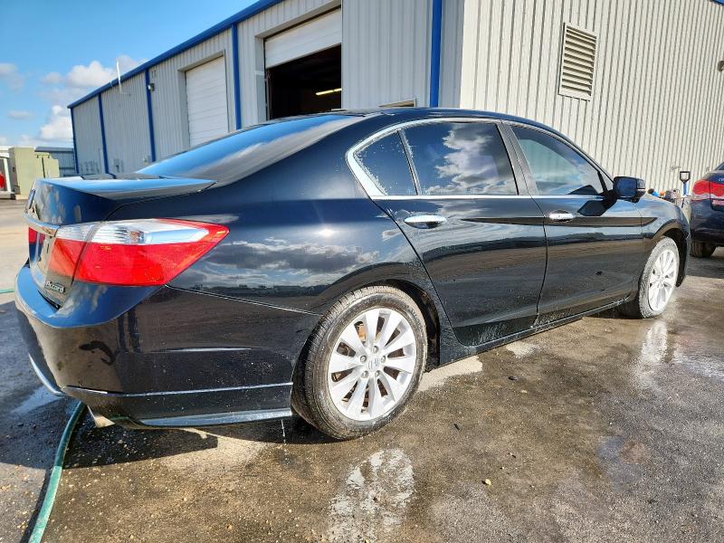 Photo 3 from auction – 2013 HONDA ACCORD EX with VIN 1HGCR2F7XDA105570