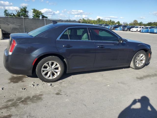 Photo 3 from auction – 2016 CHRYSLER 300 LIMITE with VIN 2C3CCAAG0GH273763