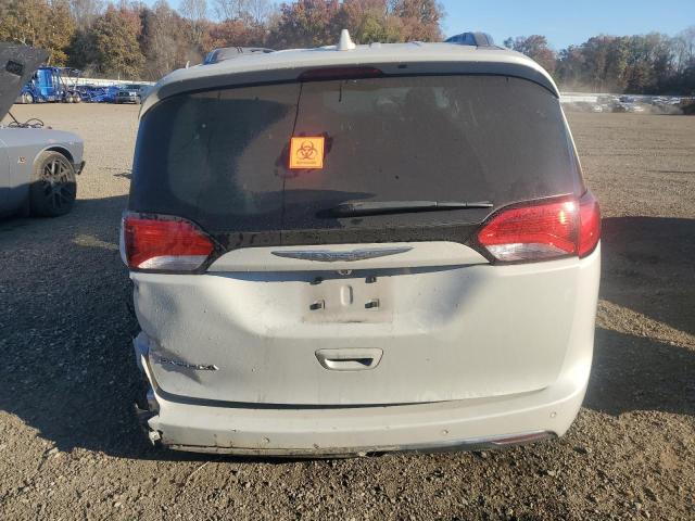 Photo 6 from auction – 2017 CHRYSLER PACIFICA with VIN 2C4RC1EG5HR668999