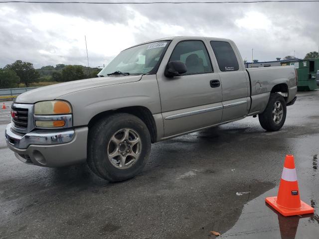GMC NEW SIERRA 2003 مع رقم تعريف المركبة 2GTEC19T431194394 - صورة من المزاد