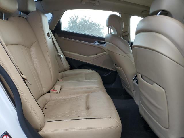 Photo 10 from auction – 2016 HYUNDAI GENESIS 3. with VIN KMHGN4JE7GU107515