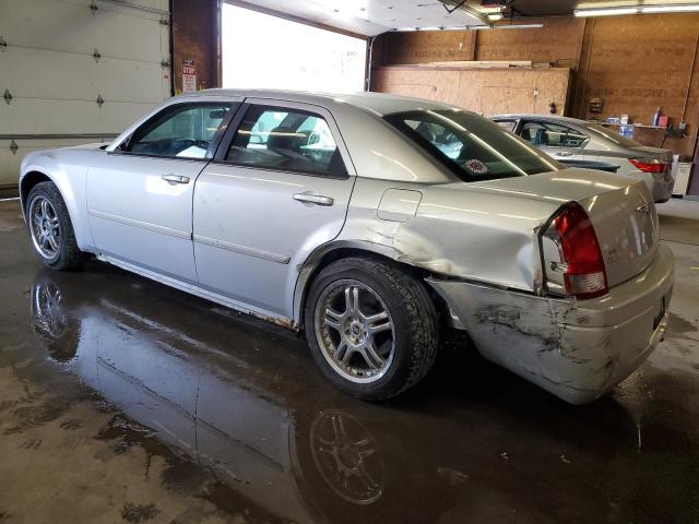 Photo 2 from auction – 2005 CHRYSLER 300 with VIN 2C3JA43RX5H556410
