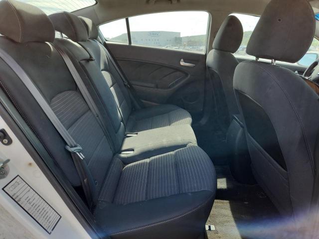 Photo 10 from auction – 2018 KIA FORTE LX with VIN 3KPFL4A73JE204692