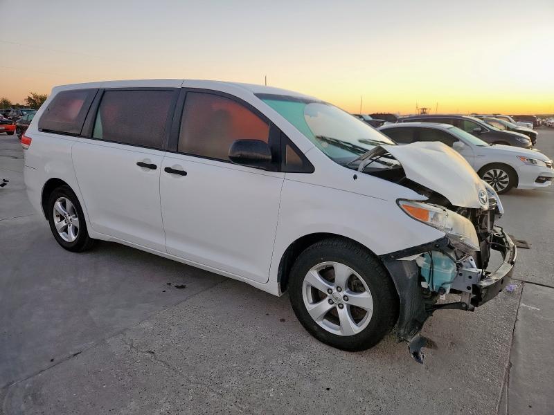 Photo 4 from auction – 2014 TOYOTA SIENNA with VIN 5TDZK3DC2ES515920