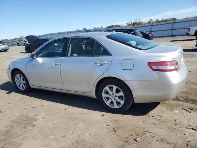 Zdjęcie 2 z aukcji – 2011 TOYOTA CAMRY BASE z VIN 4T1BF3EK1BU663569