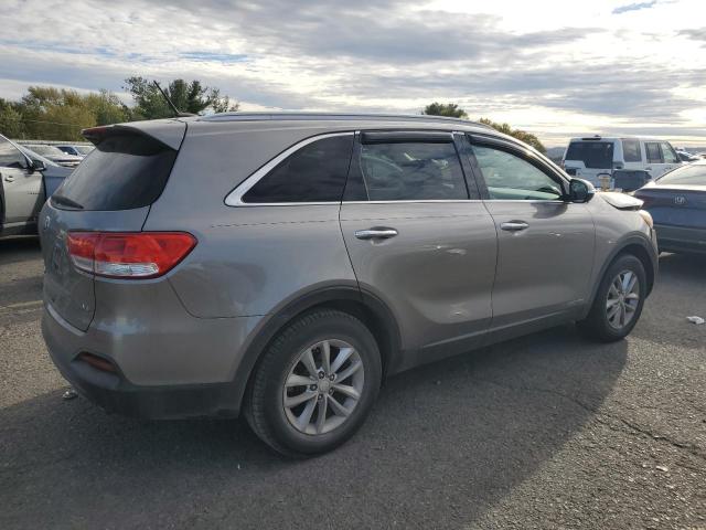 Photo 3 from auction – 2017 KIA SORENTO LX with VIN 5XYPGDA54HG206004
