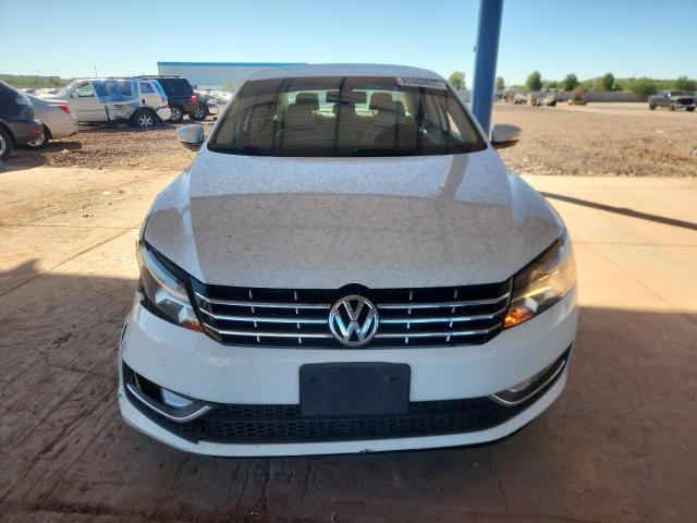 Photo 5 from auction – 2015 VOLKSWAGEN PASSAT SEL with VIN 1VWCV7A35FC059663