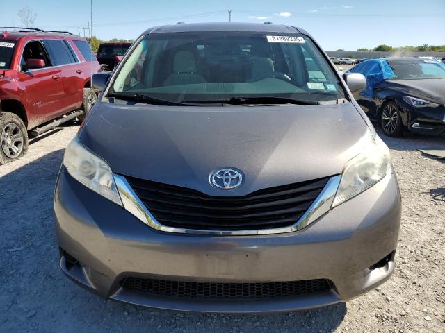 Photo 5 from auction – 2011 TOYOTA SIENNA LE with VIN 5TDKK3DC1BS117952