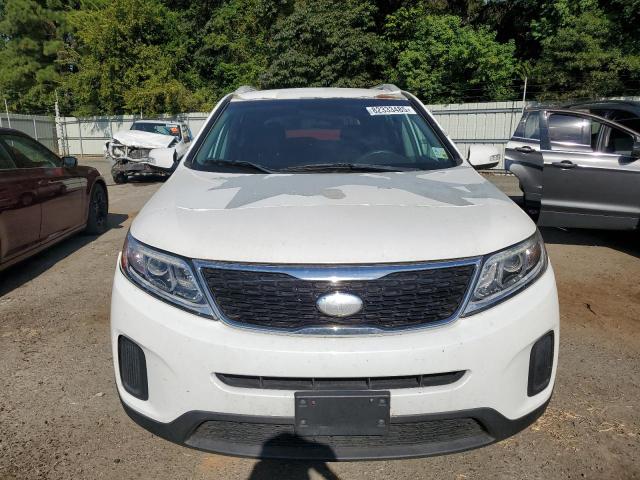 Photo 5 from auction – 2015 KIA SORENTO LX with VIN 5XYKTDA74FG603443