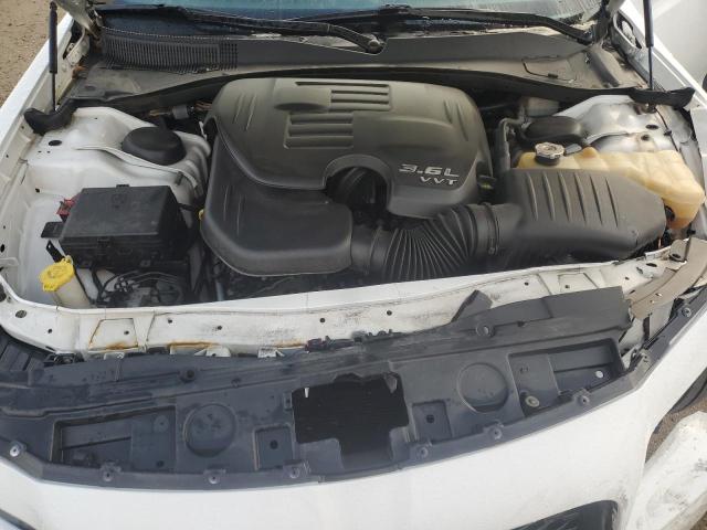 Photo 11 from auction – 2015 CHRYSLER 300 S with VIN 2C3CCABG5FH828493