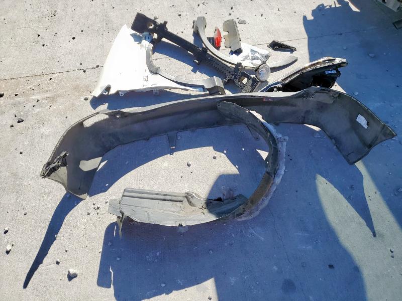 Photo 13 from auction – 2014 TOYOTA RAV4 LIMIT with VIN 2T3YFREV7EW089336