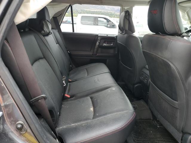 Photo 11 from auction – 2019 TOYOTA 4RUNNER SR with VIN JTEBU5JR2K5717122