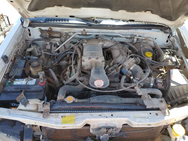 Photo 11 from auction – 2002 NISSAN FRONTIER C with VIN 1N6MD27Y52C378052