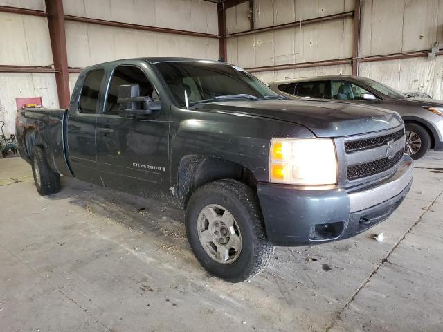 Фото 4 с аукциона – 2007 CHEVROLET SILVERADO с VIN 1GCEK19067E507250
