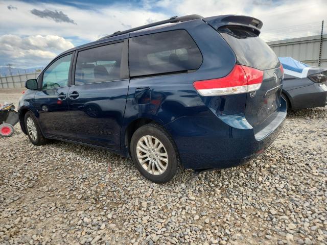 Photo 2 from auction – 2011 TOYOTA SIENNA XLE with VIN 5TDYK3DC4BS053562