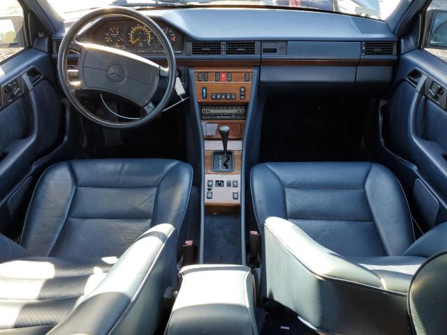 Photo 8 from auction – 1990 MERCEDES-BENZ 300 E with VIN WDBEA30D7LB270339