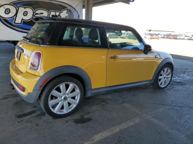 Photo 3 from auction – 2007 MINI COOPER S with VIN WMWMF73557TL83097