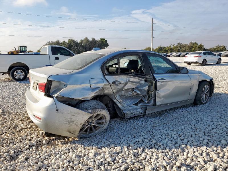 Photo 3 from auction – 2016 BMW 320 I with VIN WBA8E1G5XGNT38379