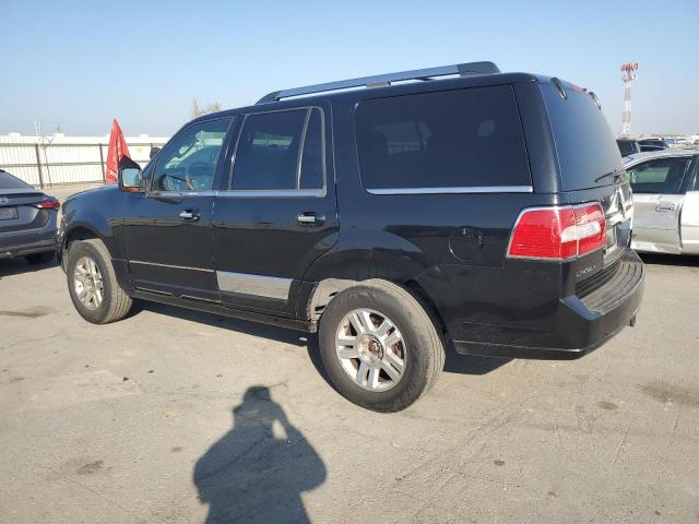 Photo 2 from auction – 2011 LINCOLN NAVIGATOR with VIN 5LMJJ2H50BEJ04838