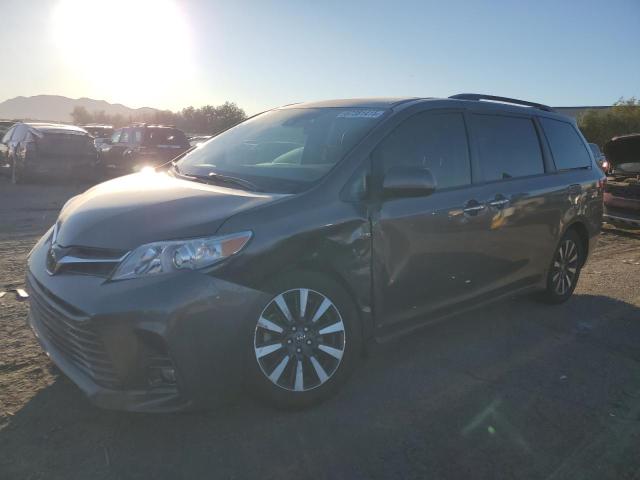 Photo 1 from auction – 2018 TOYOTA SIENNA XLE with VIN 5TDDZ3DC0JS203949