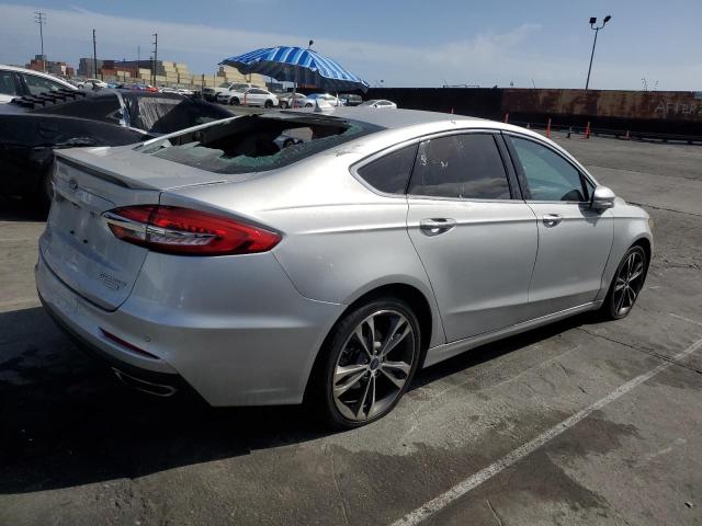 Photo 3 from auction – 2019 FORD FUSION TIT with VIN 3FA6P0K95KR269380