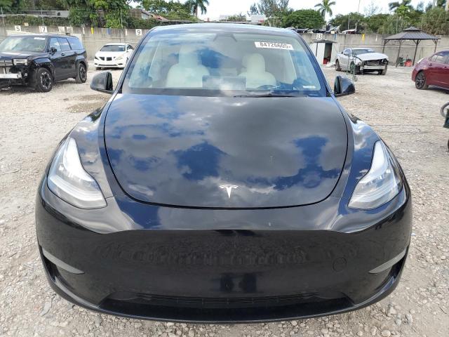 Photo 5 from auction – 2021 TESLA MODEL Y with VIN 5YJYGDEF3MF099004