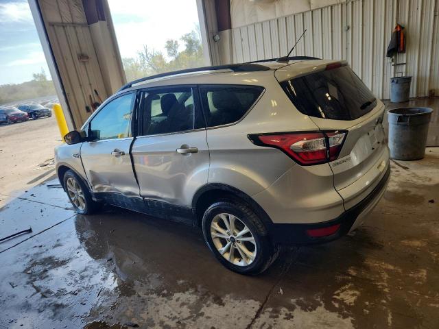 Photo 2 from auction – 2018 FORD ESCAPE SE with VIN 1FMCU9GD5JUC89011