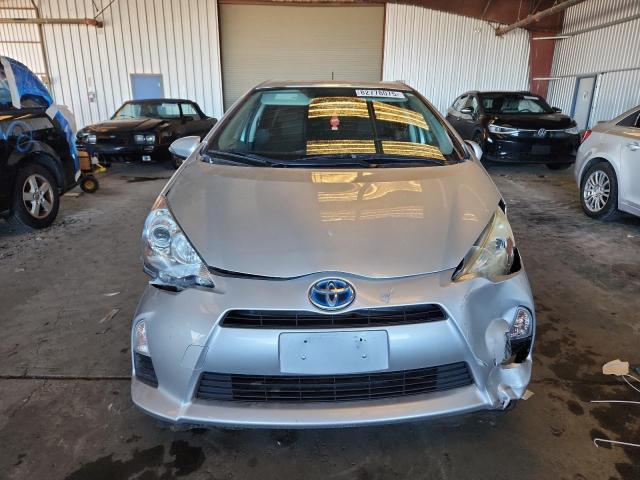Photo 5 from auction – 2012 TOYOTA PRIUS C with VIN JTDKDTB31C1516033
