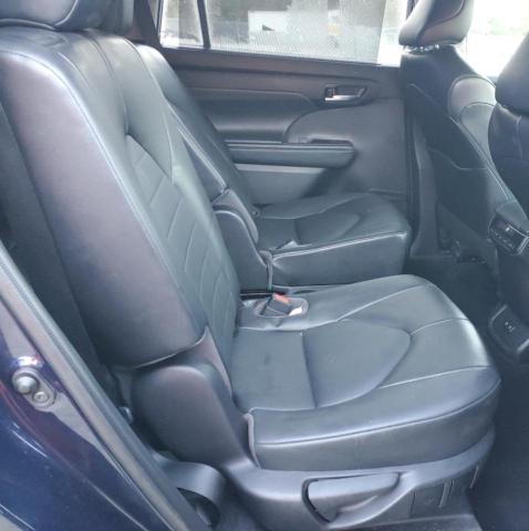 Photo 11 from auction – 2021 TOYOTA HIGHLANDER with VIN 5TDGZRBH3MS558603
