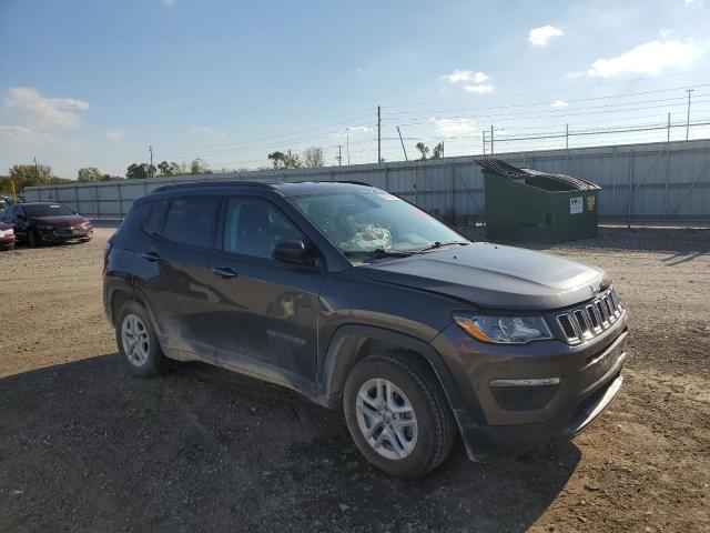 Photo 4 from auction – 2018 JEEP COMPASS with VIN 3C4NJCAB1JT286210