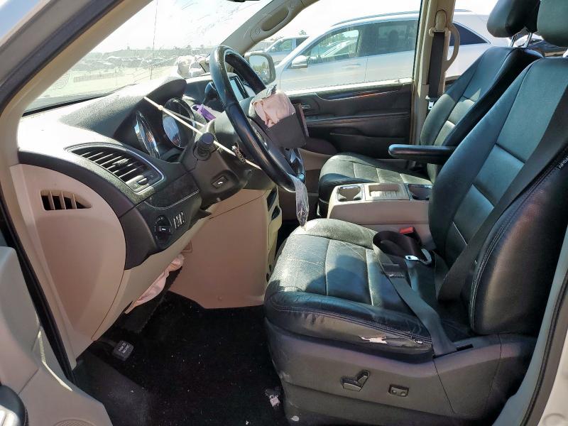 Photo 7 from auction – 2012 CHRYSLER TOWN & COU with VIN 2C4RC1BG0CR133057