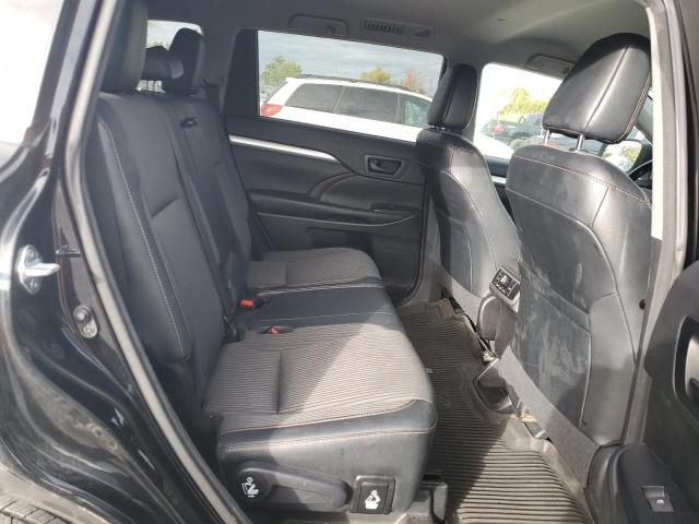 Photo 11 from auction – 2017 TOYOTA HIGHLANDER with VIN 5TDBZRFHXHS410751