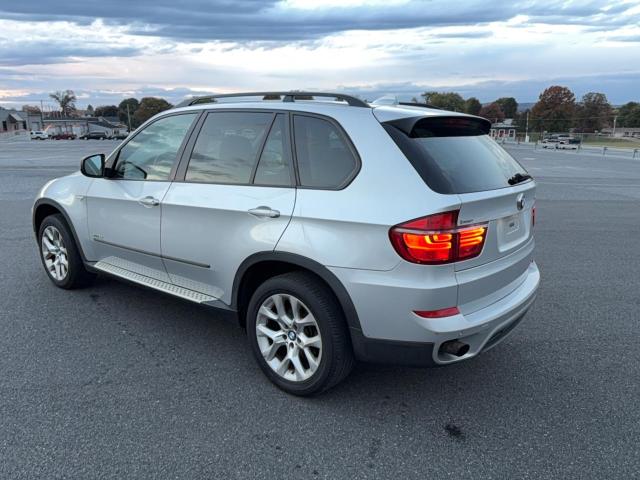 Photo 3 from auction – 2012 BMW X5 XDRIVE3 with VIN 5UXZV4C55CL743861