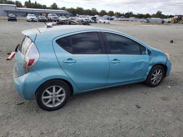 Photo 3 from auction – 2013 TOYOTA PRIUS C with VIN JTDKDTB36D1035955