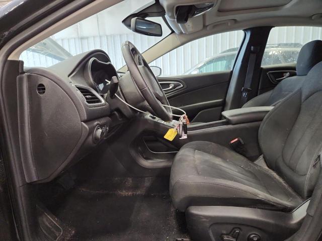 Photo 7 from auction – 2016 CHRYSLER 200 LIMITE with VIN 1C3CCCAB3GN128370