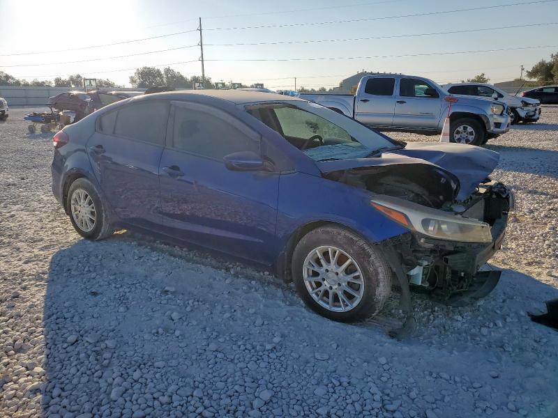 Photo 4 from auction – 2017 KIA FORTE LX with VIN 3KPFK4A78HE120901