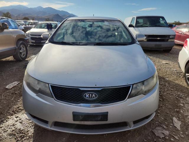 Photo 5 from auction – 2010 KIA FORTE EX with VIN KNAFU4A2XA5809318