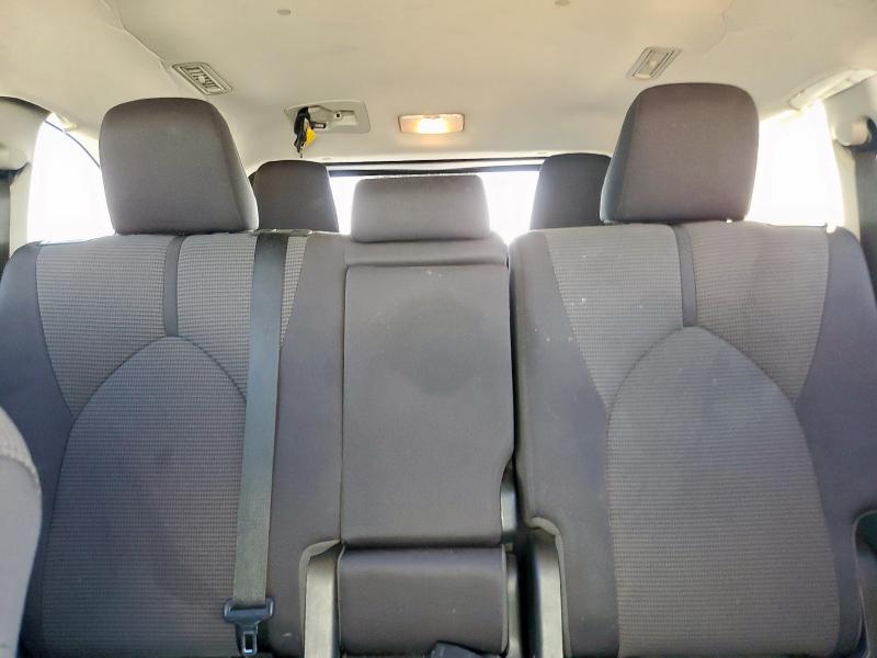 Photo 10 from auction – 2022 TOYOTA HIGHLANDER with VIN 5TDCZRAH4NS539544