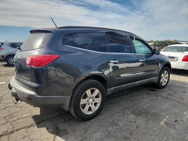 Photo 3 from auction – 2010 CHEVROLET TRAVERSE L with VIN 1GNLRFED9AS103402