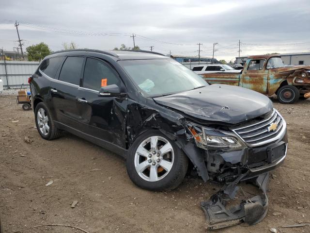 Photo 4 from auction – 2017 CHEVROLET TRAVERSE L with VIN 1GNKRGKD6HJ117604