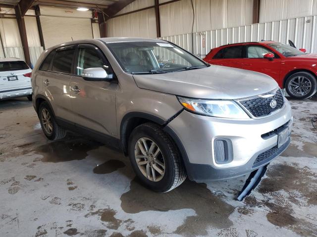 Photo 4 from auction – 2015 KIA SORENTO LX with VIN 5XYKTCA60FG637526