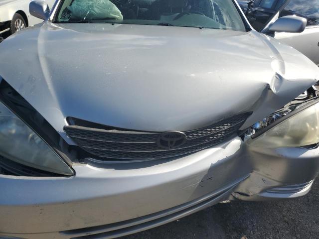 Photo 11 from auction – 2002 TOYOTA CAMRY with VIN 4T1BE32K22U594088