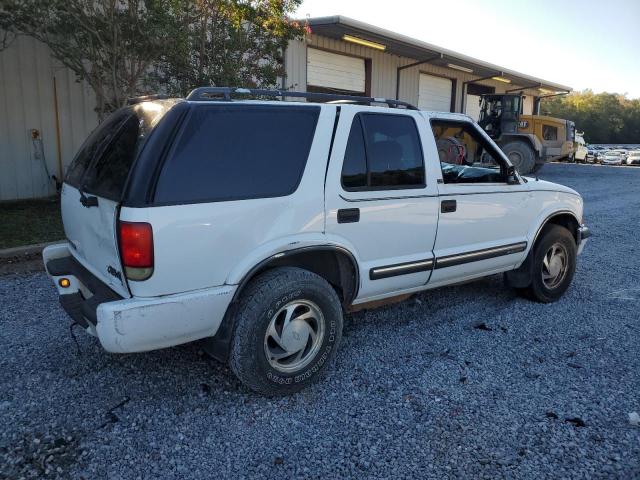 Photo 3 from auction – 2001 CHEVROLET BLAZER with VIN 1GNDT13W61K200876