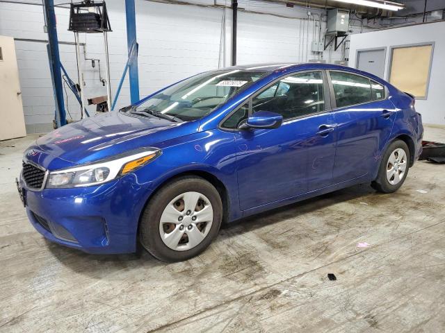 KIA FORTE 2017 مع رقم تعريف المركبة 3KPFL4A7XHE105457 - صورة من المزاد