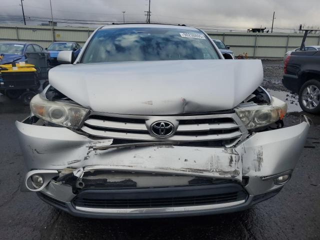Photo 5 from auction – 2012 TOYOTA HIGHLANDER with VIN 5TDDK3EH3CS105855