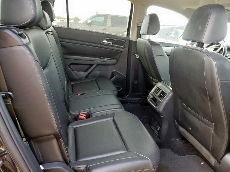 Photo 11 from auction – 2018 VOLKSWAGEN ATLAS SE with VIN 1V2CP2CA0JC600461