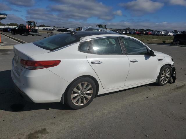 Photo 3 from auction – 2016 KIA OPTIMA EX with VIN 5XXGU4L34GG012726